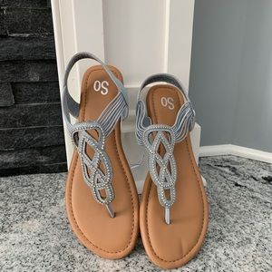 So Brand sandals never worn
